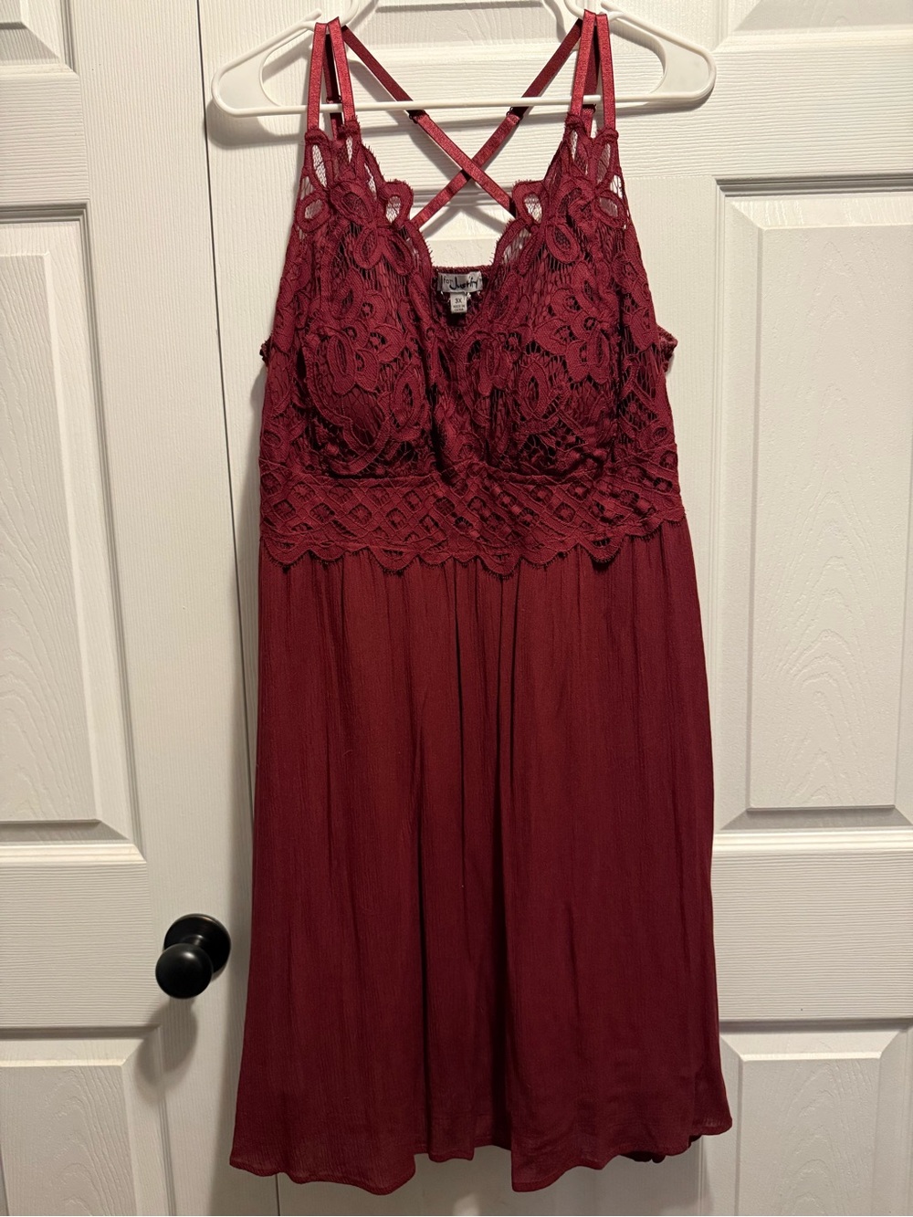 Lace Bodice Spaghetti Strap Dress in Wine 3x